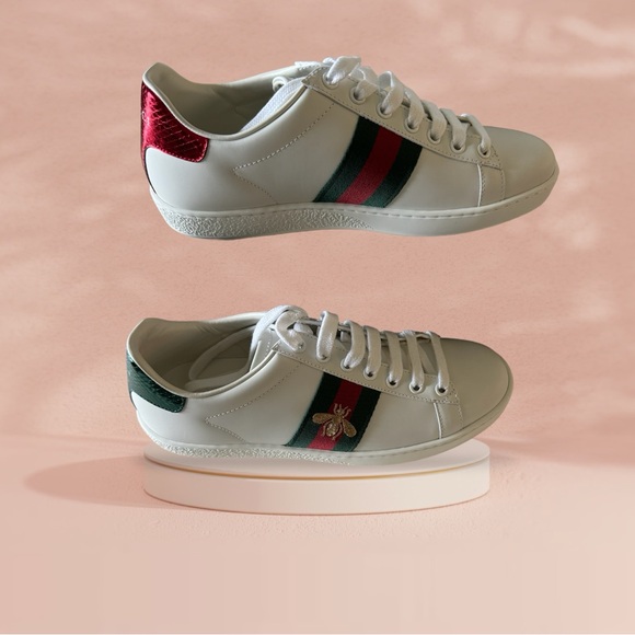 Gucci Bee sneaker - Picture 4 of 7